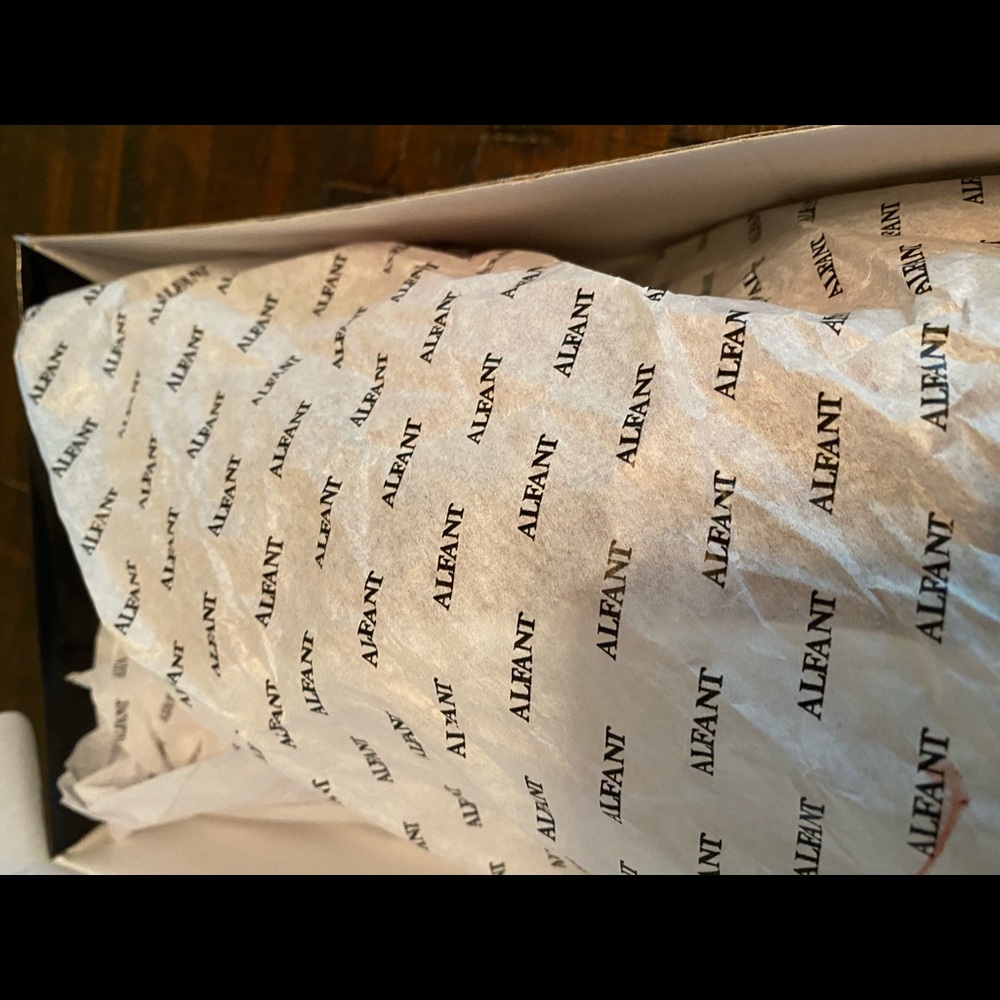 Shoes - Picture 3 of 6